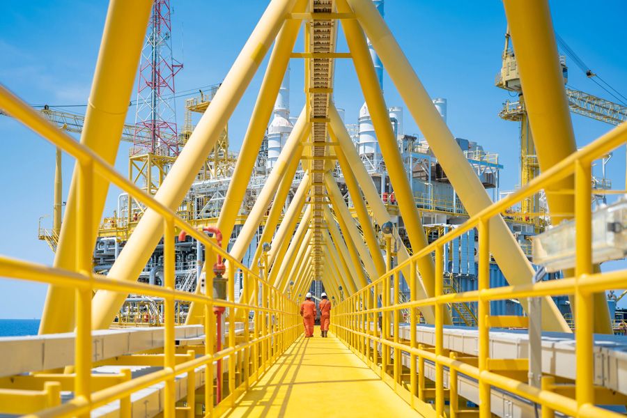 Berg Energy Services – Operator on offshore oil and gas platform